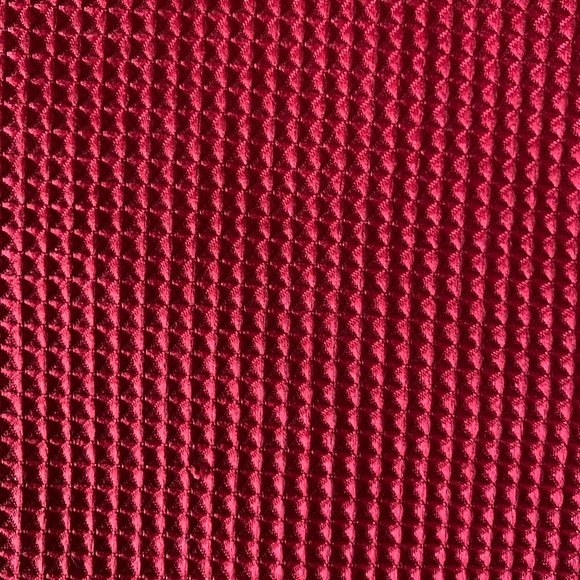 2 Room Essentials red dish towels - Picture 2 of 2